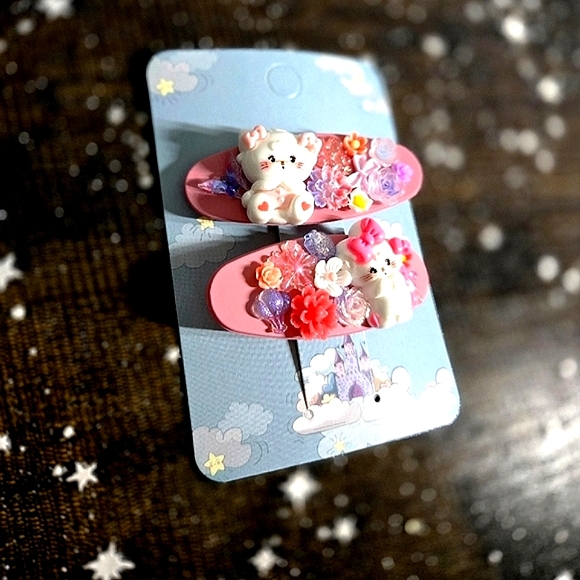 Custom Mousse Mikko Illustrations 2 Piece Hair Clip Set - Picture 2 of 3